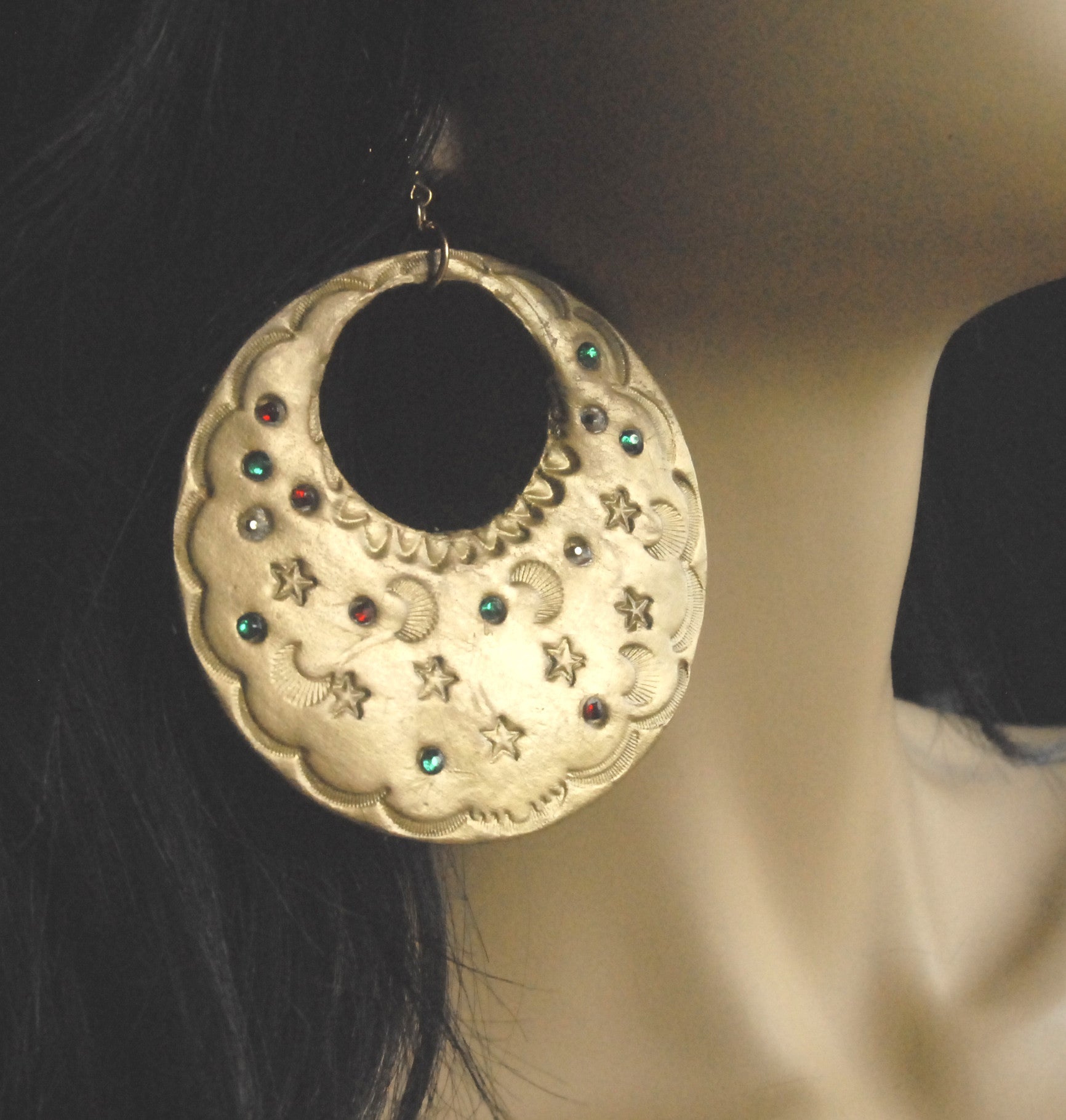 Earrings gold leather